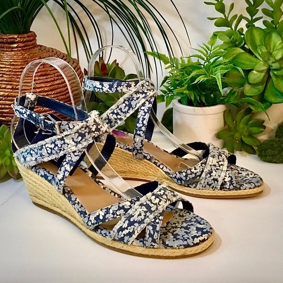 Chaps Shoes - NWT Chaps Sandria espadrille wedge sandal